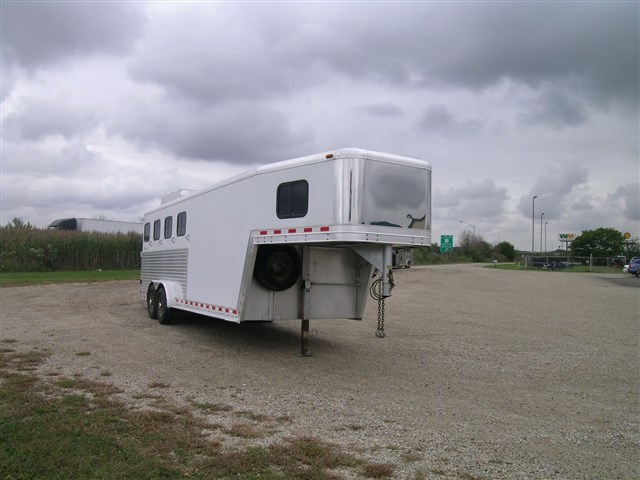 2002 Kiefer Built Genesis X4 4 Horse trailer Dress GN