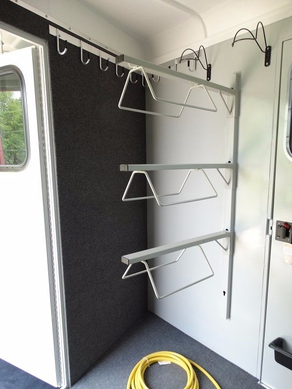 Photo 10 of 2016 EquiSpirit 2 Horse trailer GN with side ramp