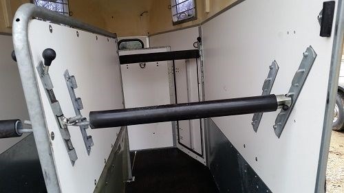 Photo 10 of 2009 Brenderup Royal TC 2 horse trailer Straight Load with Ramp