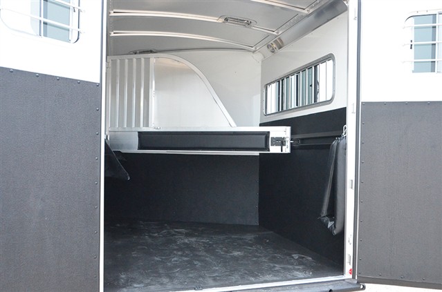 Photo 7 of 2016 4-Star Runabout 2 Horse trailer Slant load