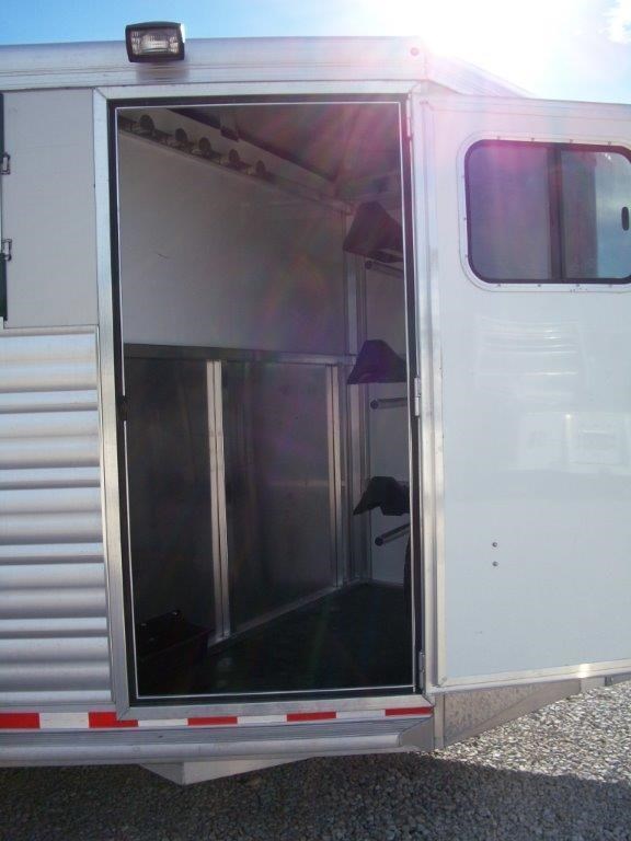 Photo 5 of 2015 CM Renegade 3 horse trailer
