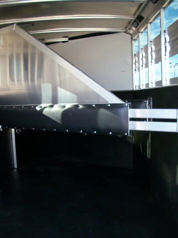Photo 8 of 2015 CM Renegade 3 horse trailer
