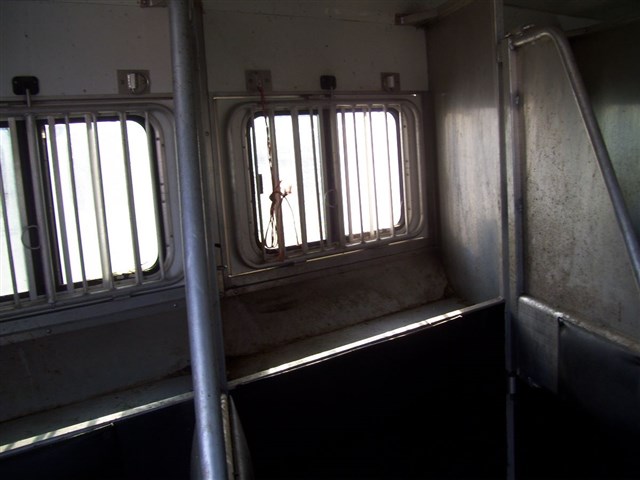 Photo 11 of 2009 Sundowner 725 Series 4 Horse trailer BP