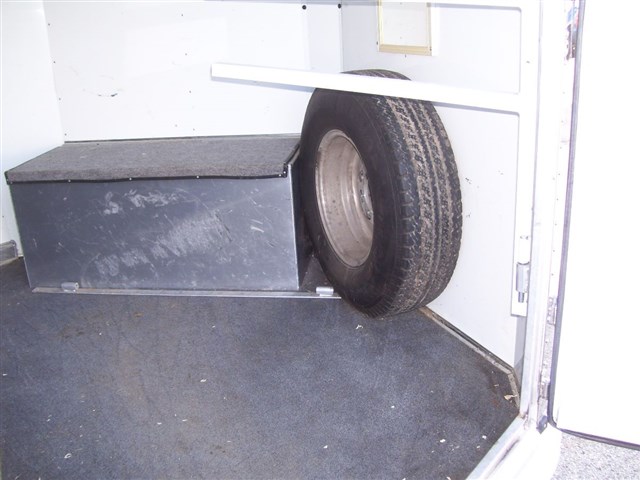 Photo 5 of 2009 Sundowner 725 Series 4 Horse trailer BP