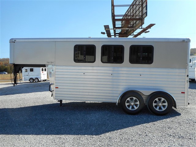 2015 Sundowner Super Sport 3 Horse trailer Slant