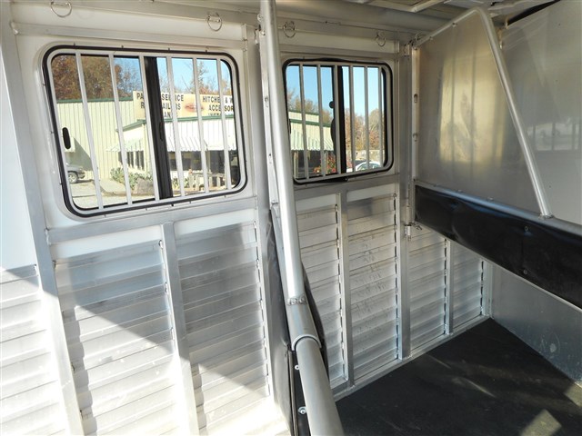Photo 4 of 2015 Sundowner Super Sport 3 Horse trailer Slant