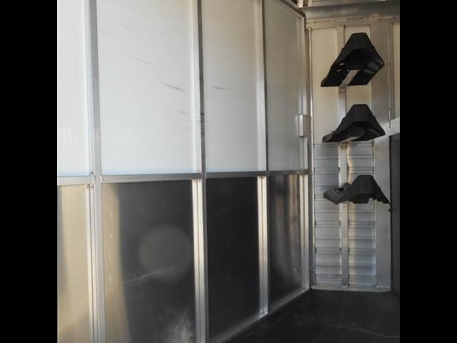Photo 8 of 2015 Sundowner Super Sport 3 Horse trailer Slant