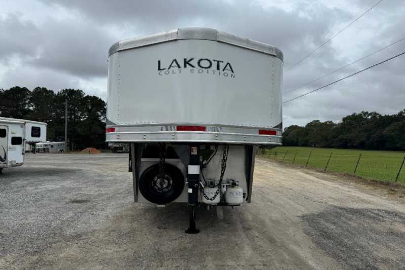 Photo 6 of 2023 Lakota 7209LQ 2 Horse Trailer 