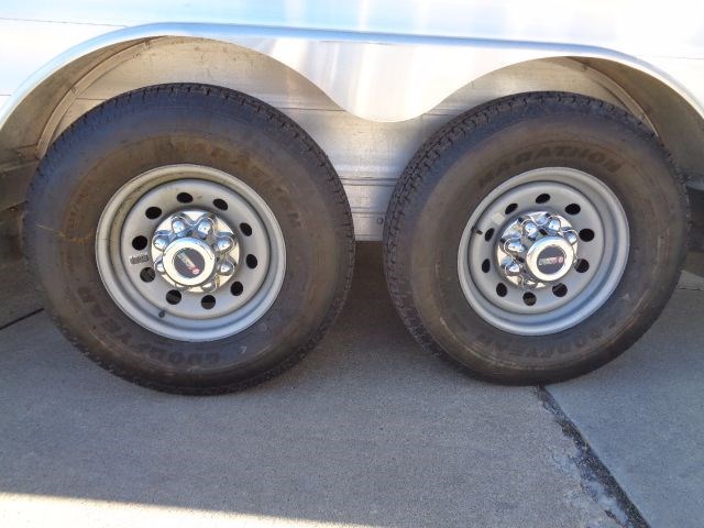 Photo 10 of 2016 Featherlite 9409 3 horse trailer w Escape Door, Awning