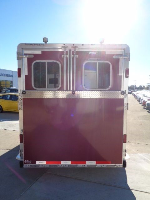 Photo 3 of 2016 Featherlite 9409 3 horse trailer w Escape Door, Awning