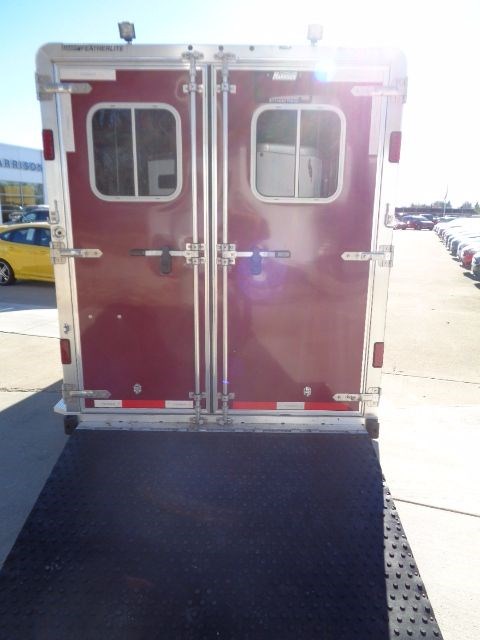 Photo 4 of 2016 Featherlite 9409 3 horse trailer w Escape Door, Awning