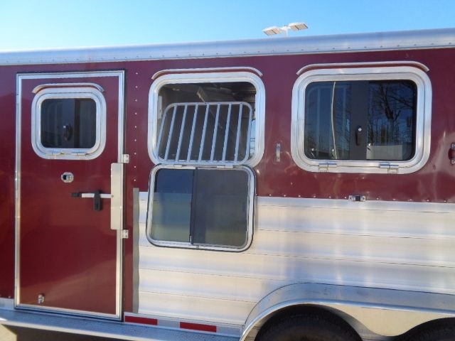 Photo 5 of 2016 Featherlite 9409 3 horse trailer w Escape Door, Awning