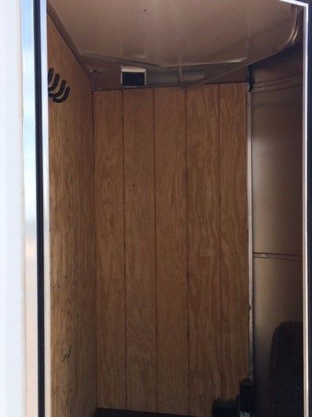 Photo 9 of 2008 Hart Medallion 3 horse trailer drop windows head & hip side