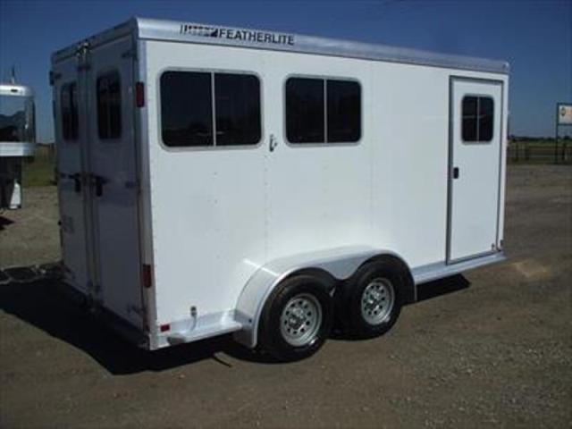 Photo 2 of 2015 Featherlite 9409 2 Horse trailer