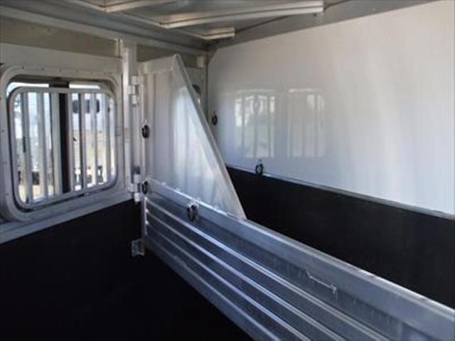 Photo 9 of 2015 Featherlite 9409 2 Horse trailer