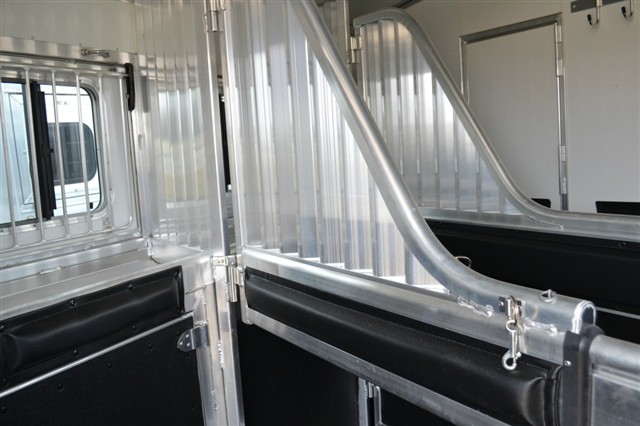 Photo 4 of 2015 4-Star 3 Horse trailer with 11'6 Outlaw Living quarter